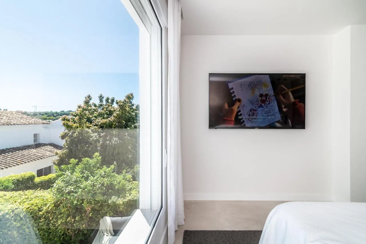 Willa Exclusive House Located In Prime Location Marbella